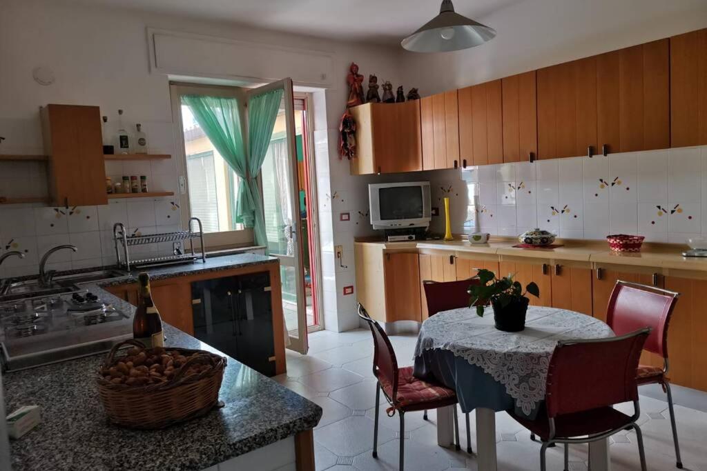Da Agnese Holiday Home In Bosa Sardegna! Экстерьер фото